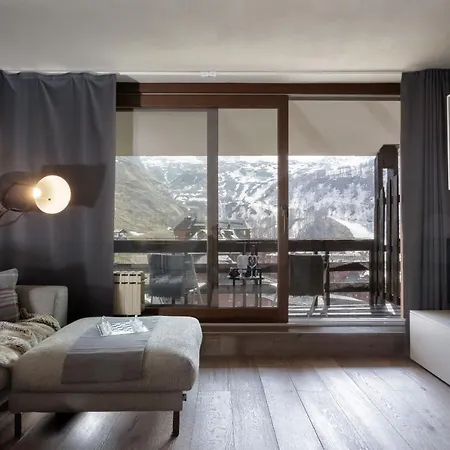 Hellochalet - Bellevue - Slopeside With Terrace アパート *